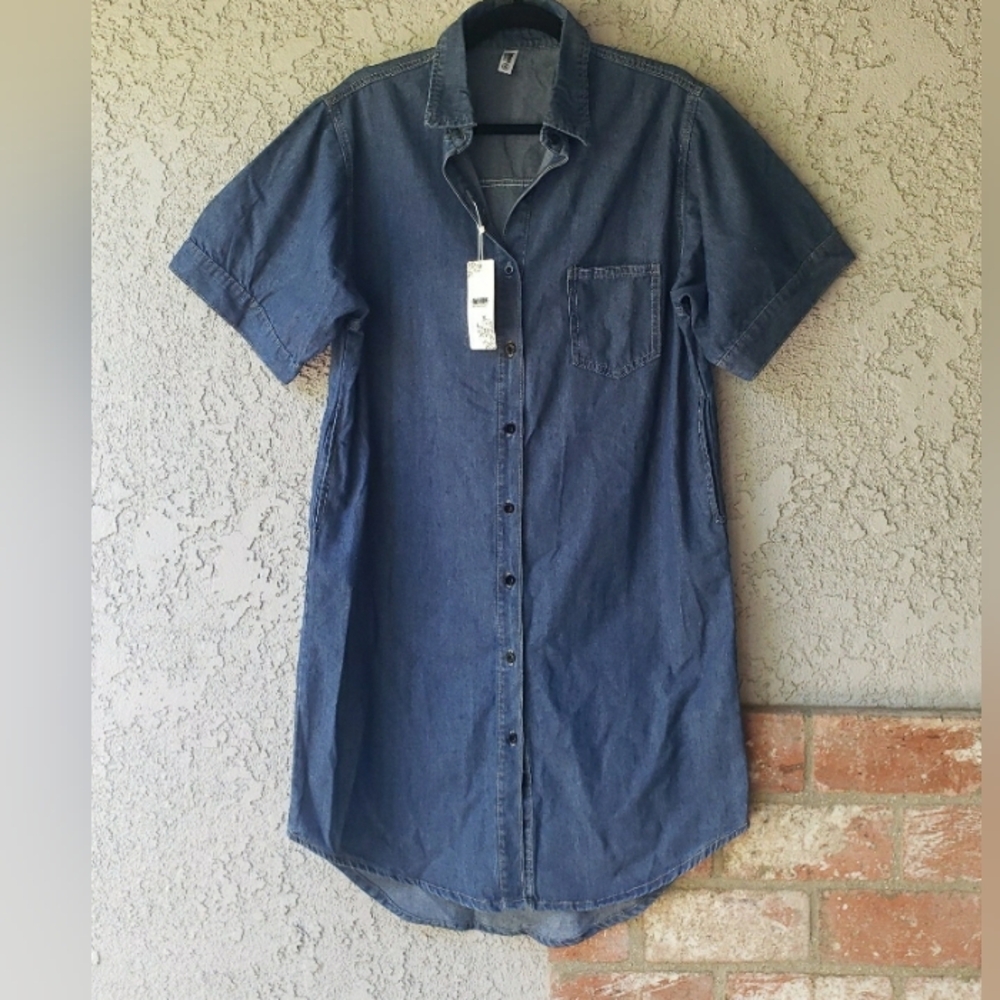 NWT Denim Shirt Short Sleeve Dress Large